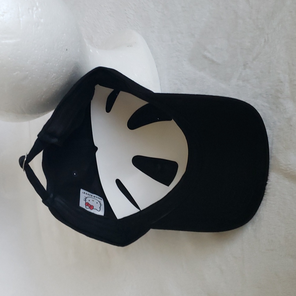 Hello‎ Kitty Black Cap - Picture 5 of 5
